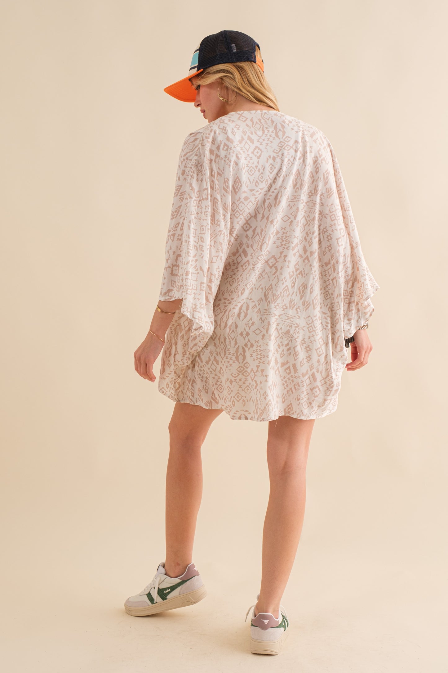 KIMONO