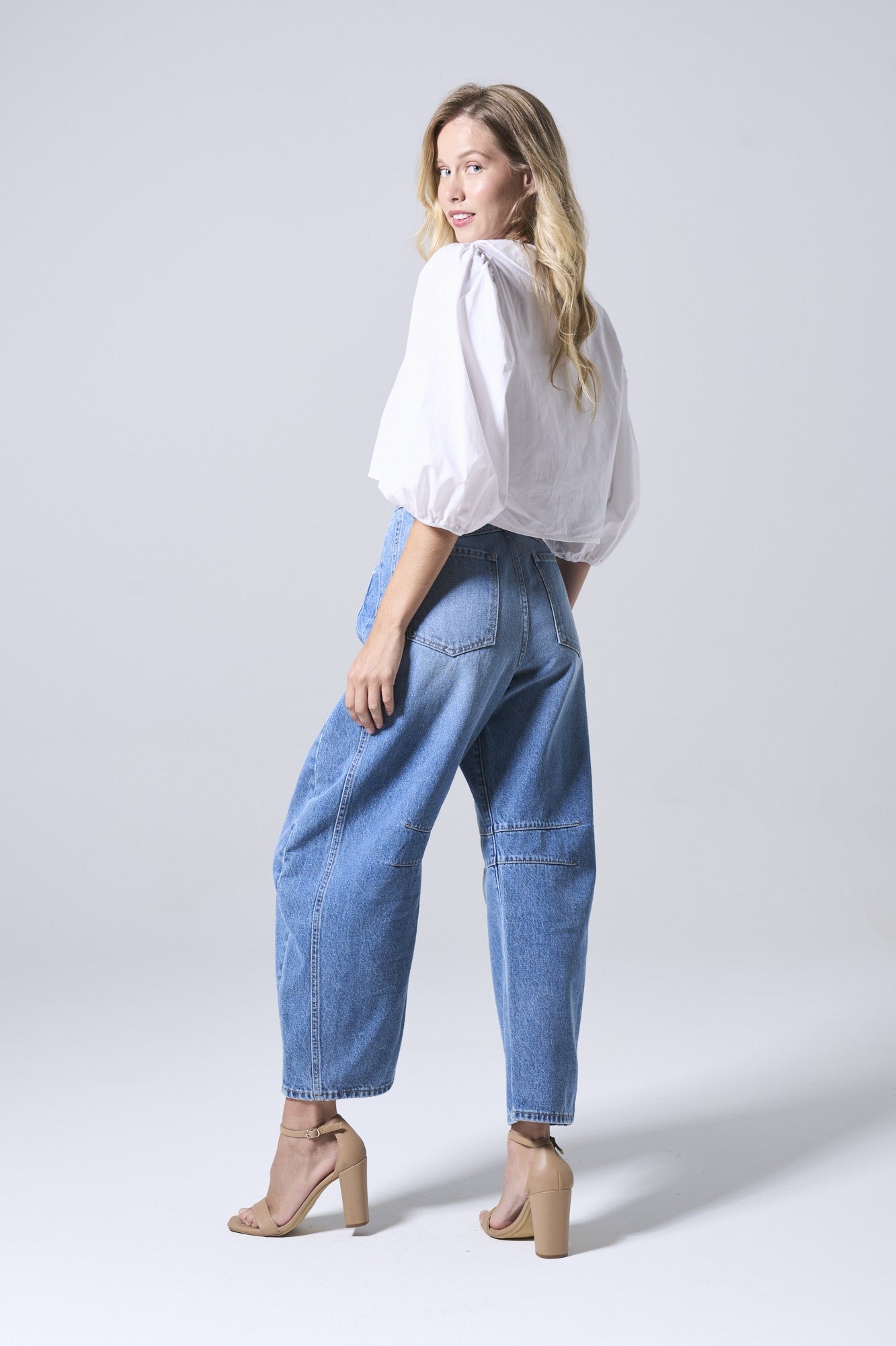 BARREL JEAN