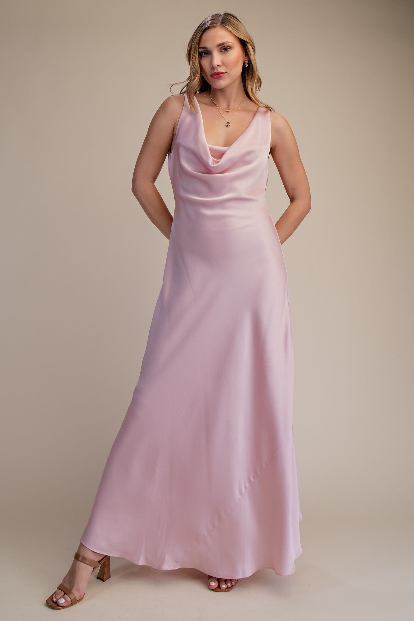 DRESS PINK