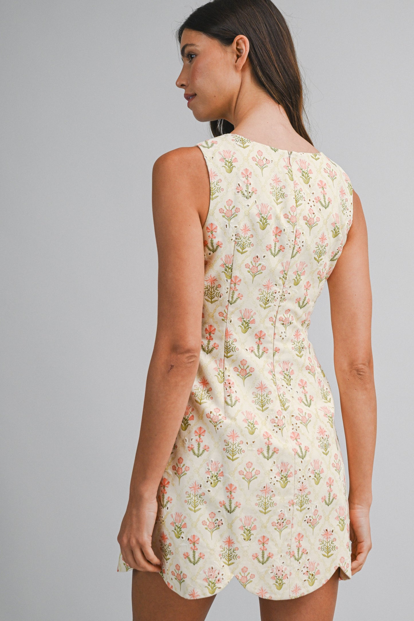 DRESS CORAL