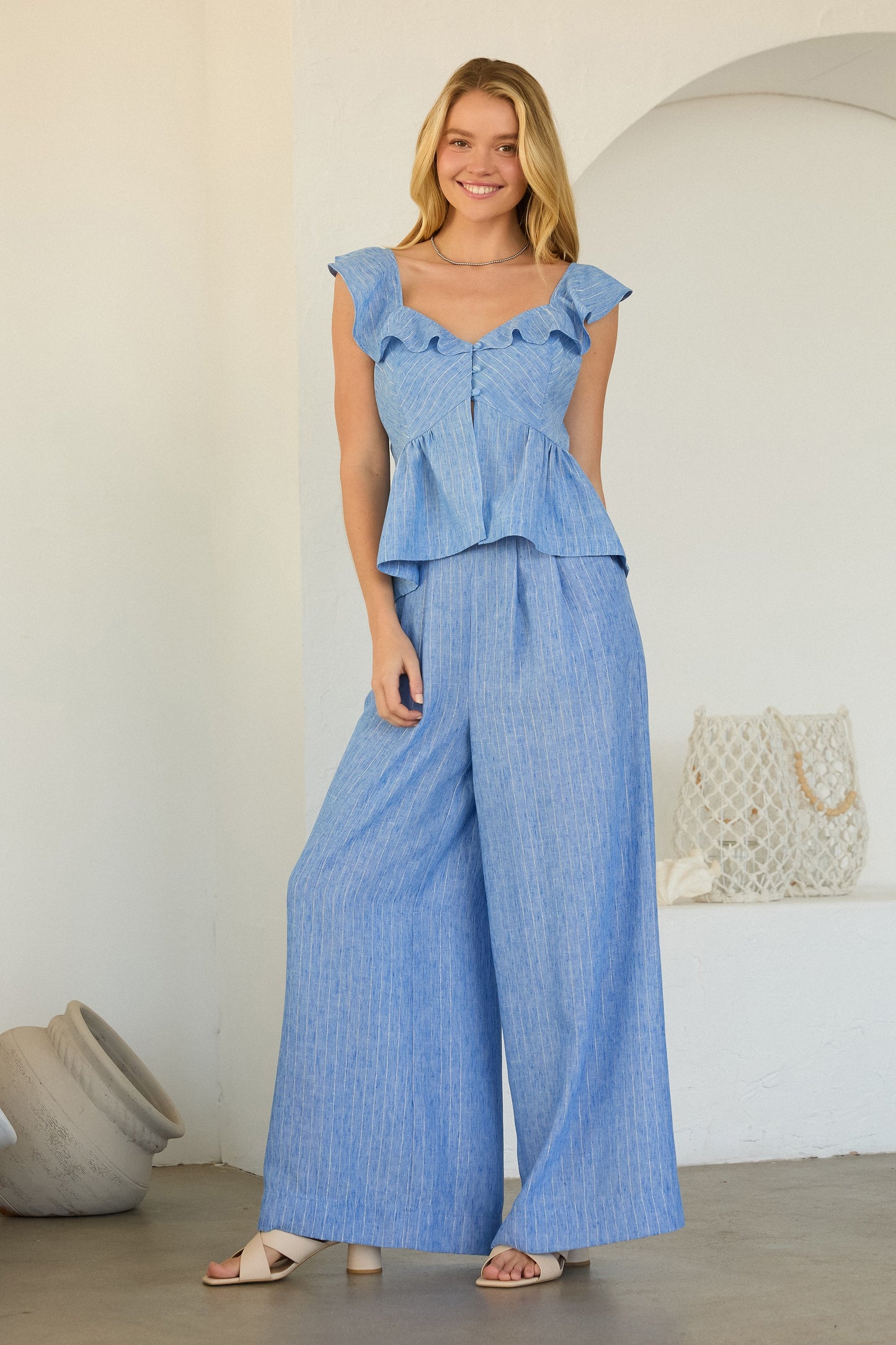 SET. TOP & PANTS
