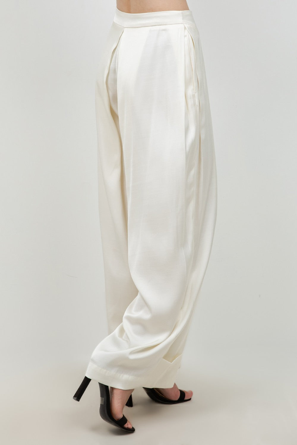 SET. TOP & PATNS IVORY