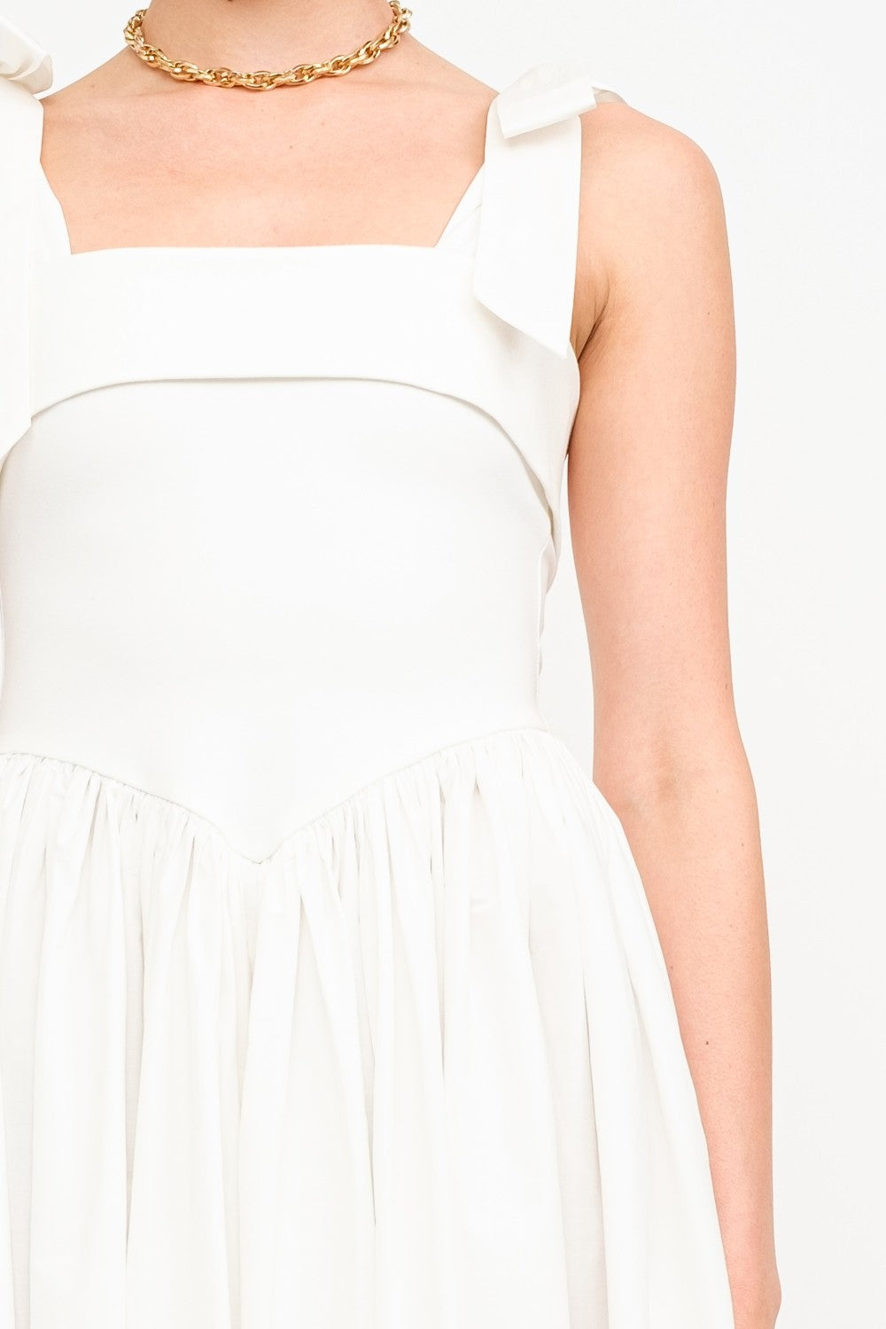 DRESS WHITE