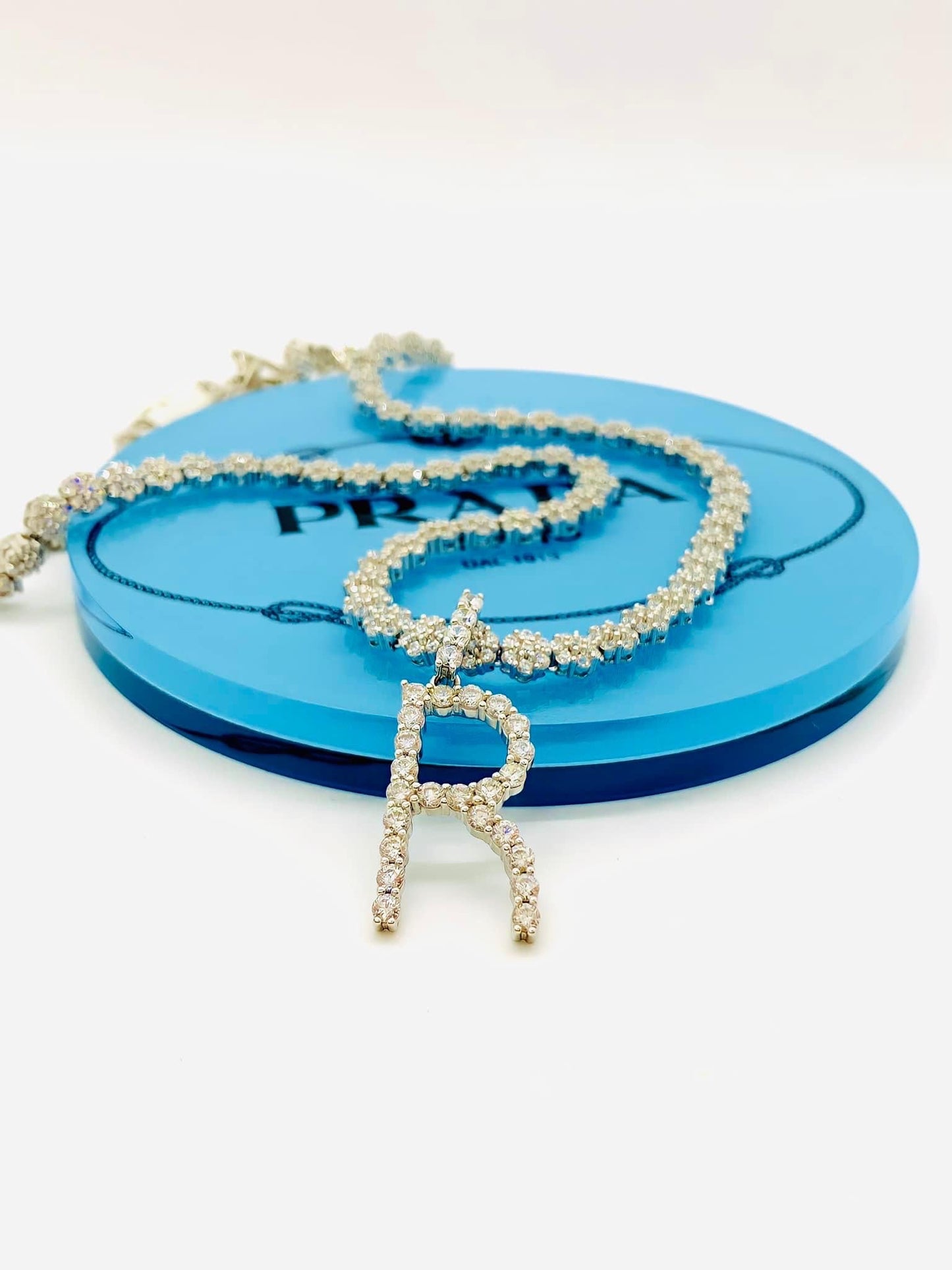 Initial Pendantt