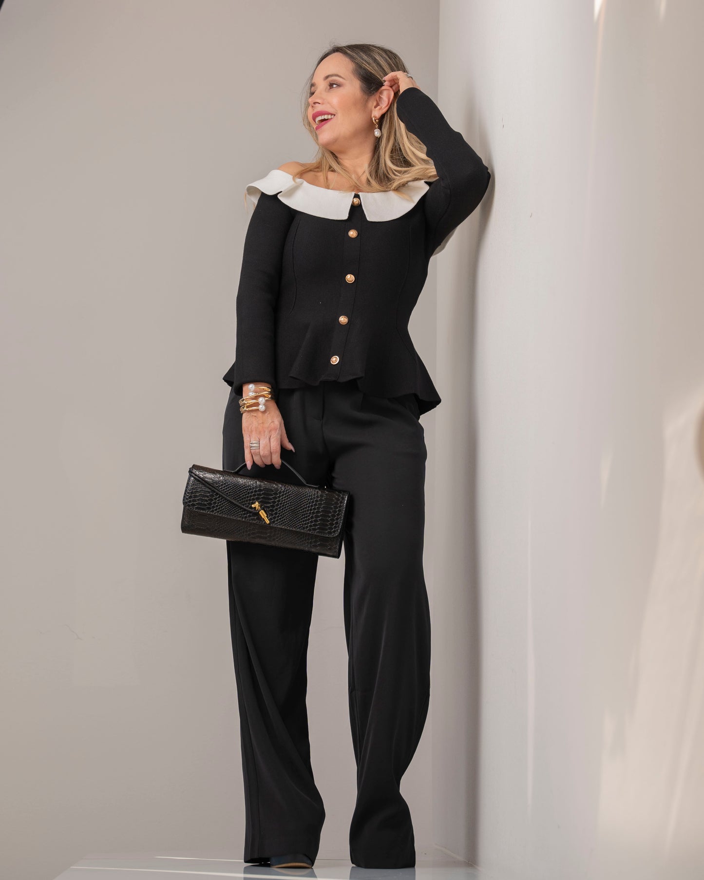TOP BLACK