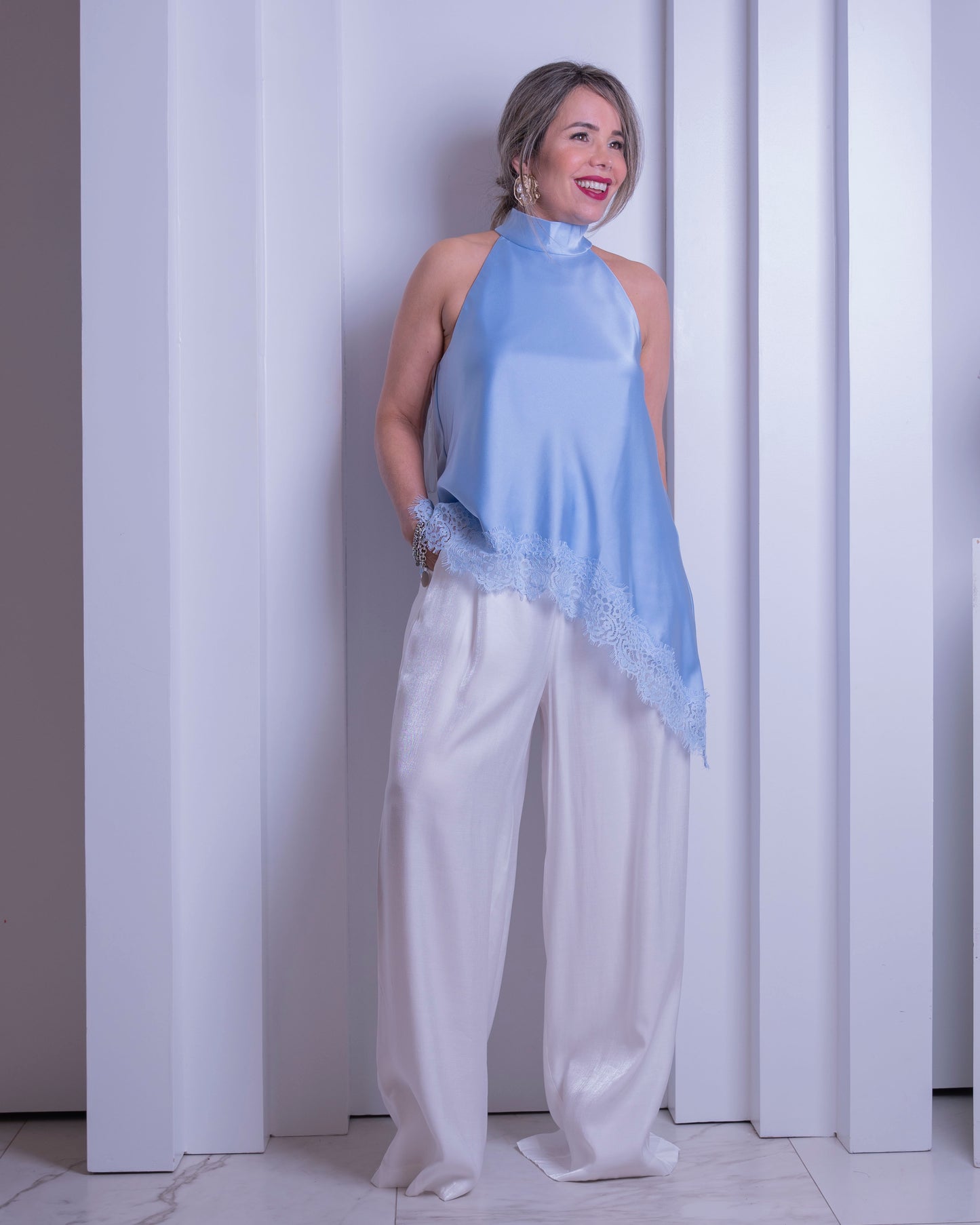 TOP LIGHT BLUE