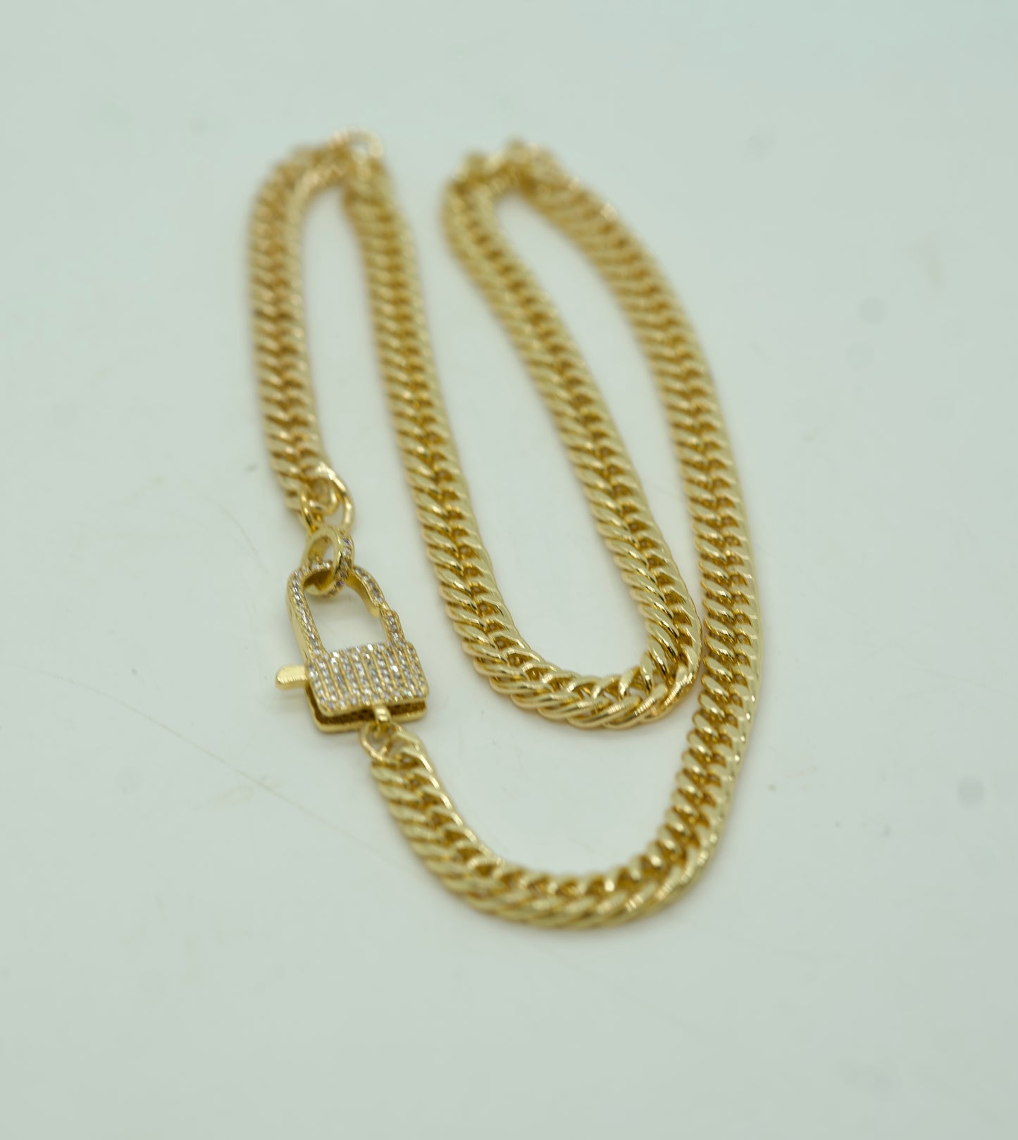 NECKLANCE GOLD PLATED