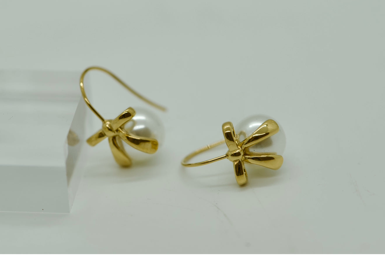 EARRIN PEARL