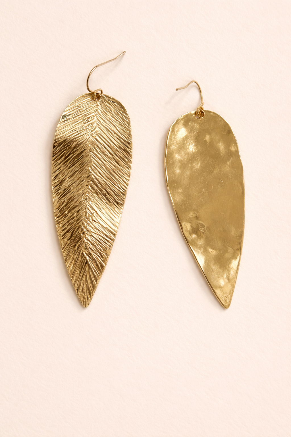 EARRNG LEAF