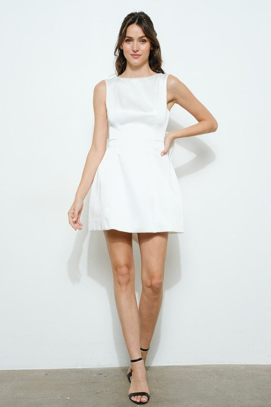 DRESS WHITE
