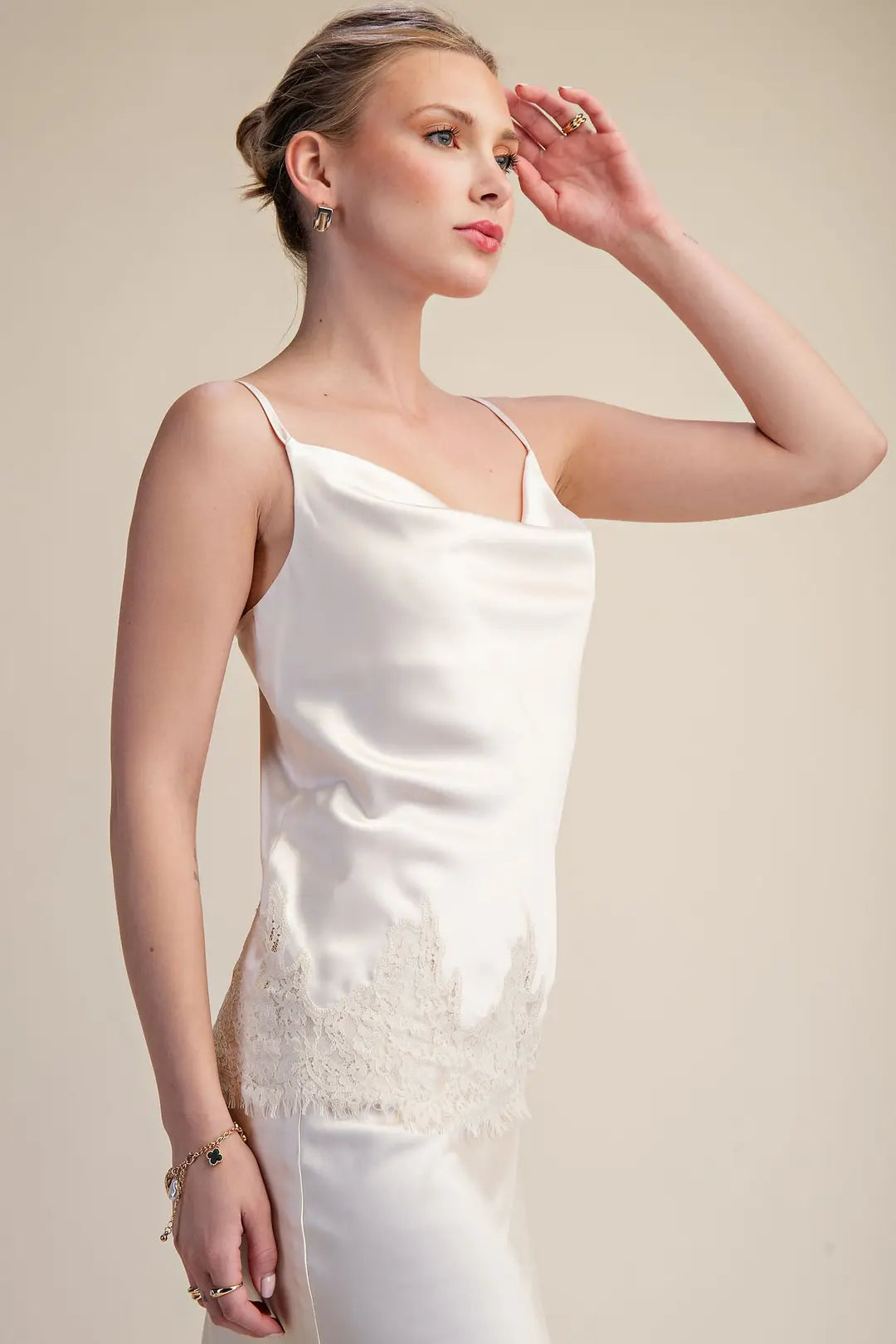 TOP SATIN LACE