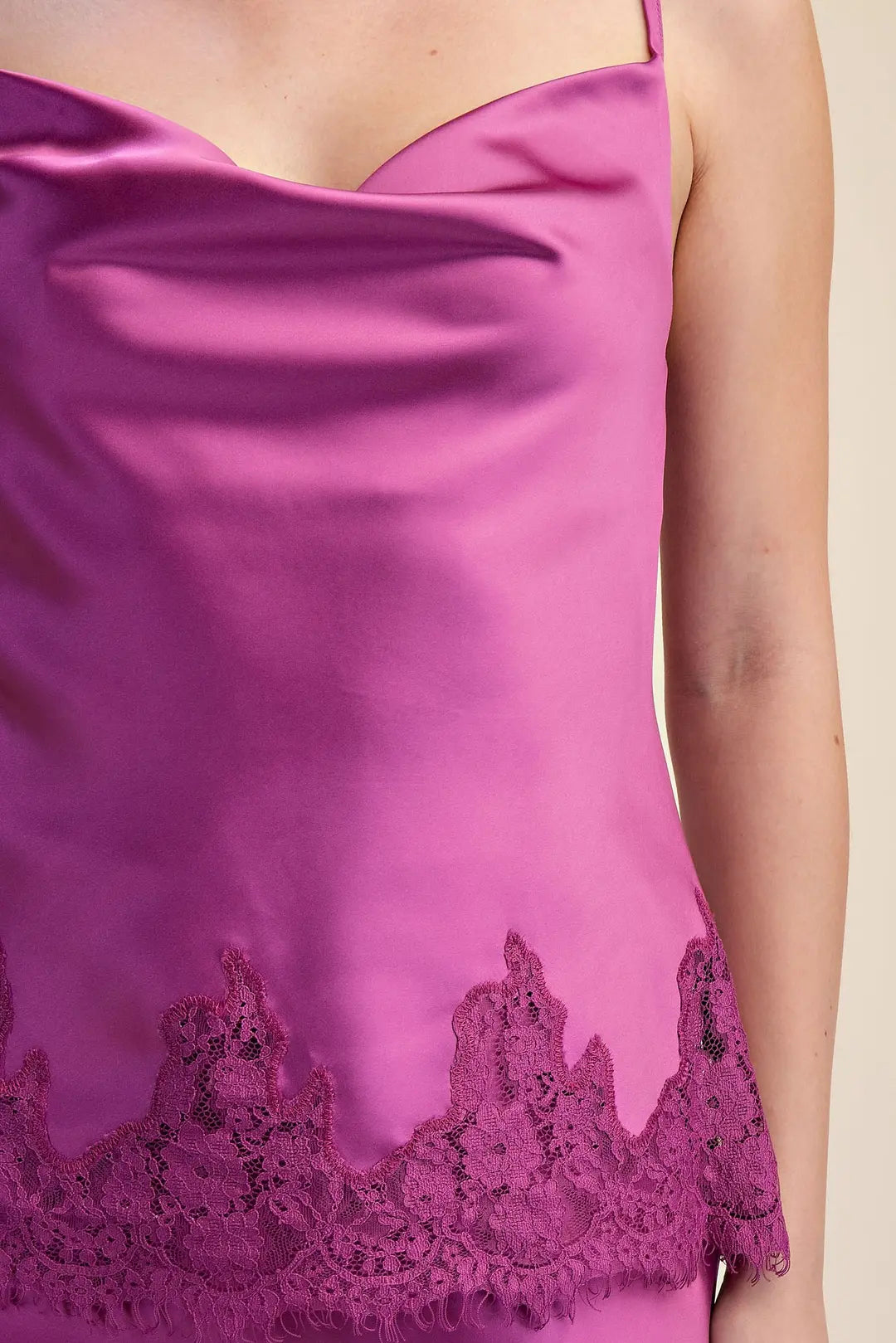 TOP SATIN LACE