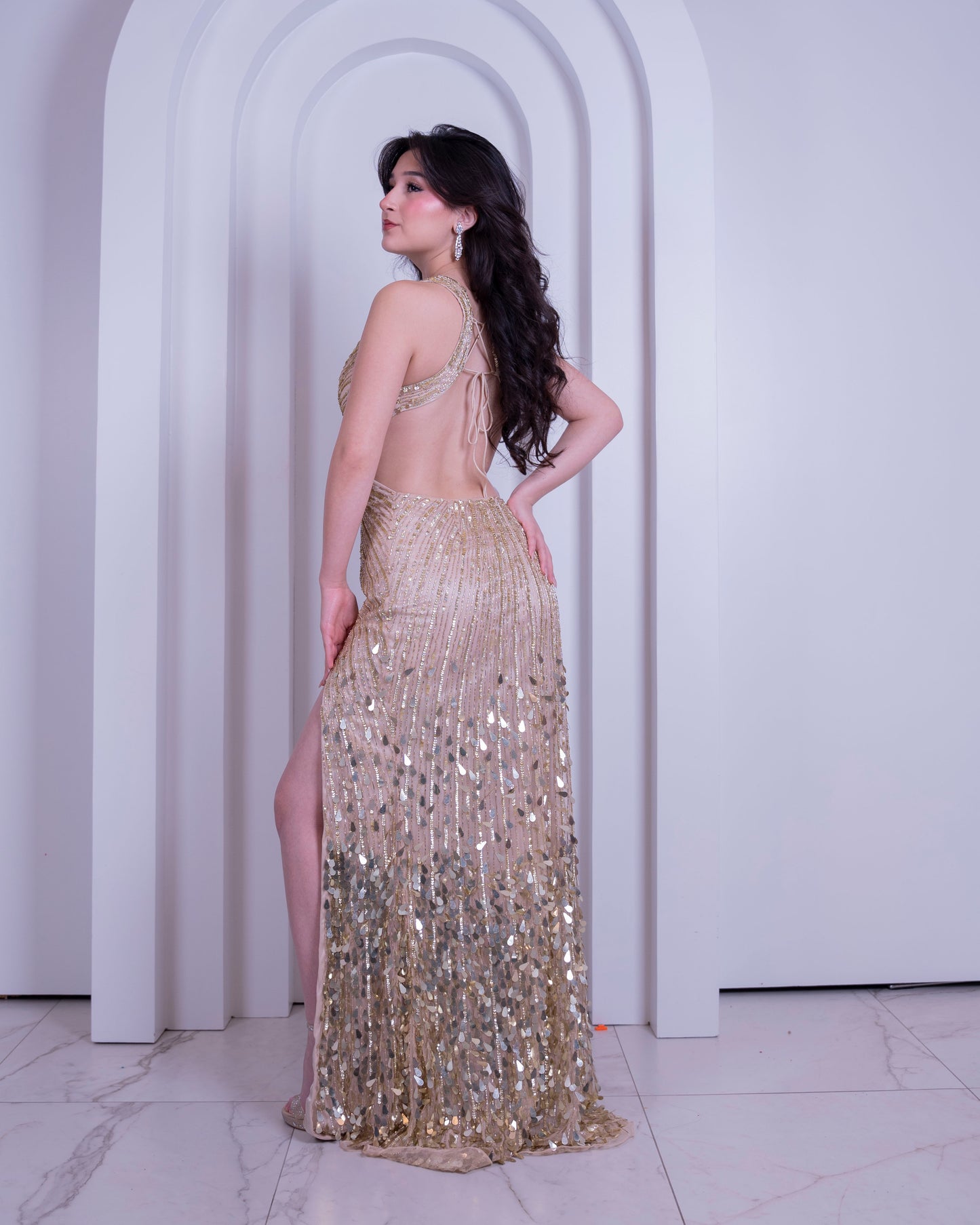 DRESS NUDE
