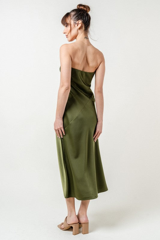 DRESS STRAPLESS