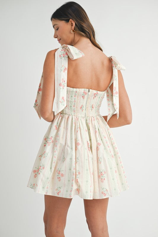 DRESS CREAM