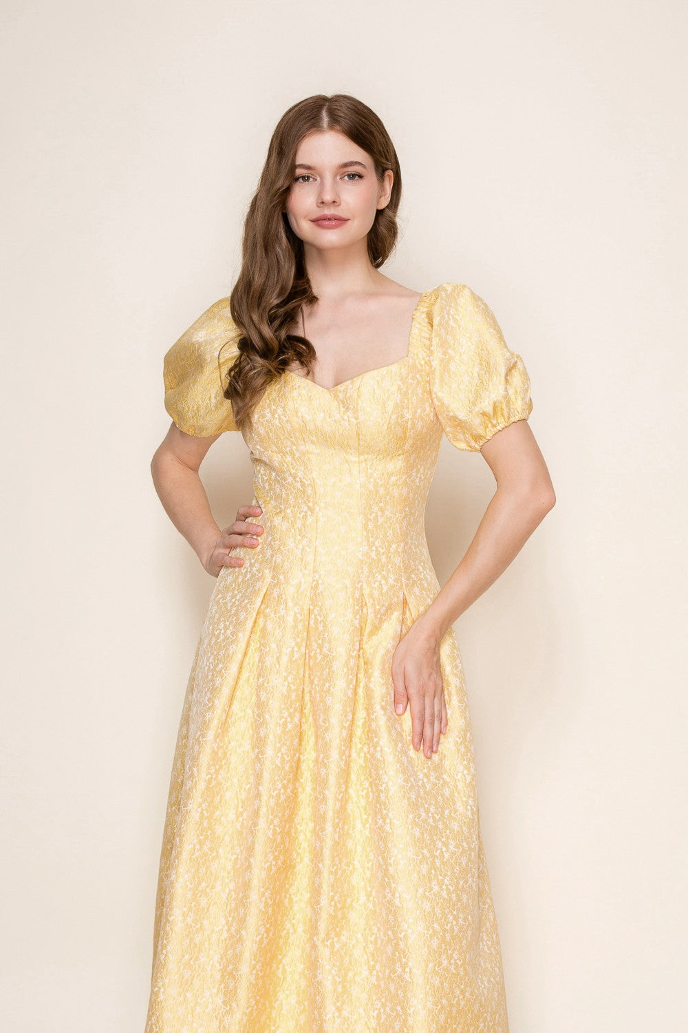 DRESS YELLOW PUF