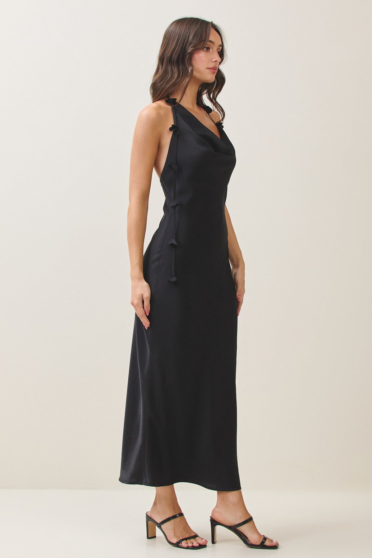 DRESS SATIN BLACK