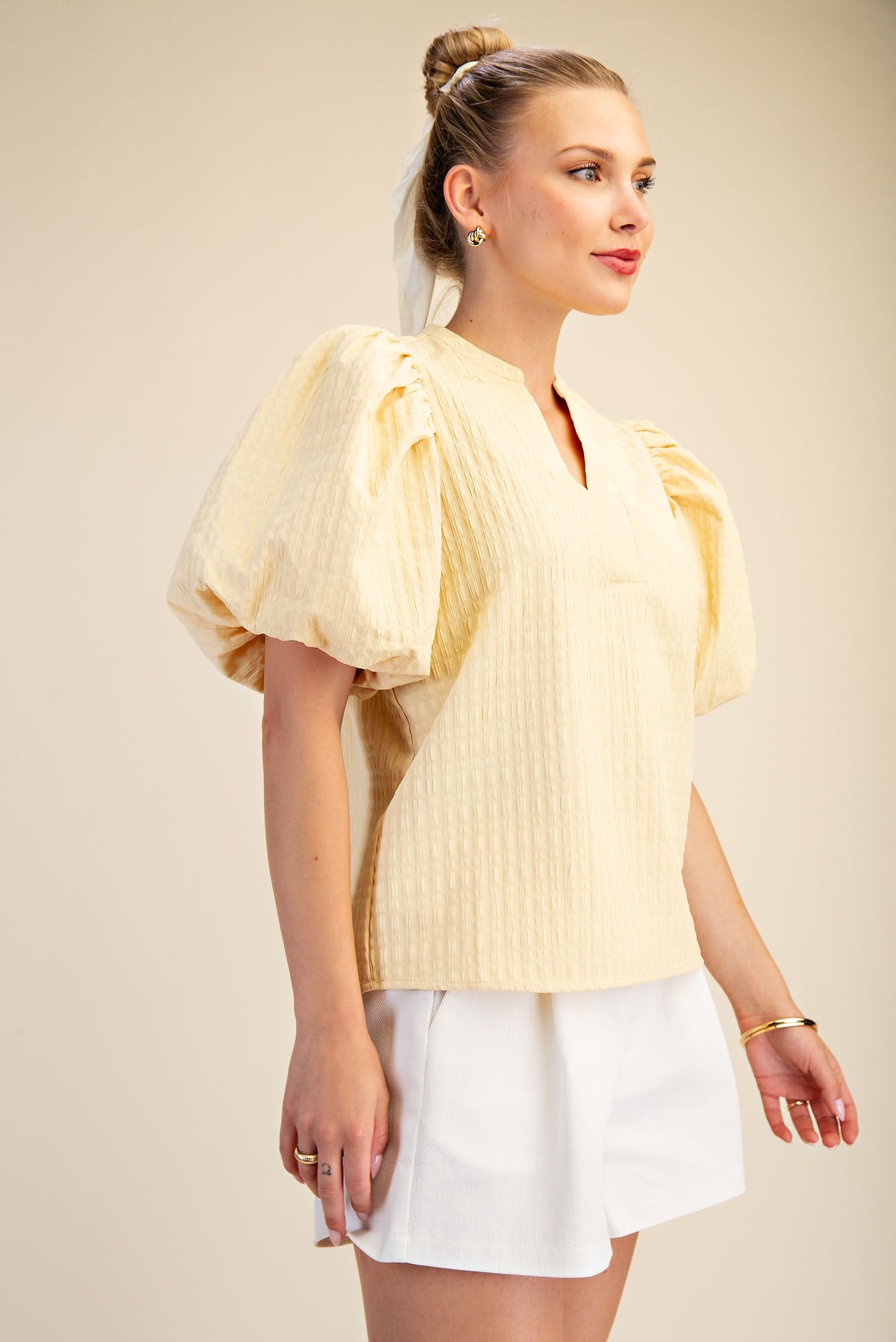TOP YELLOW