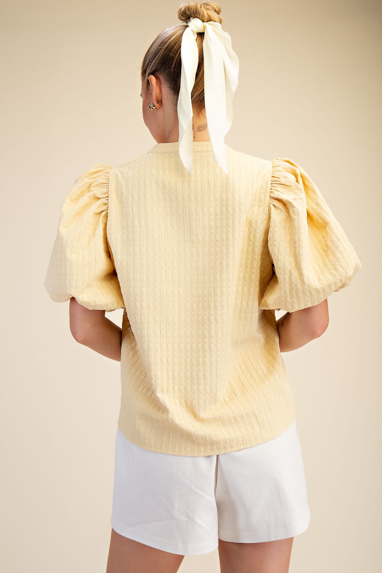 TOP YELLOW