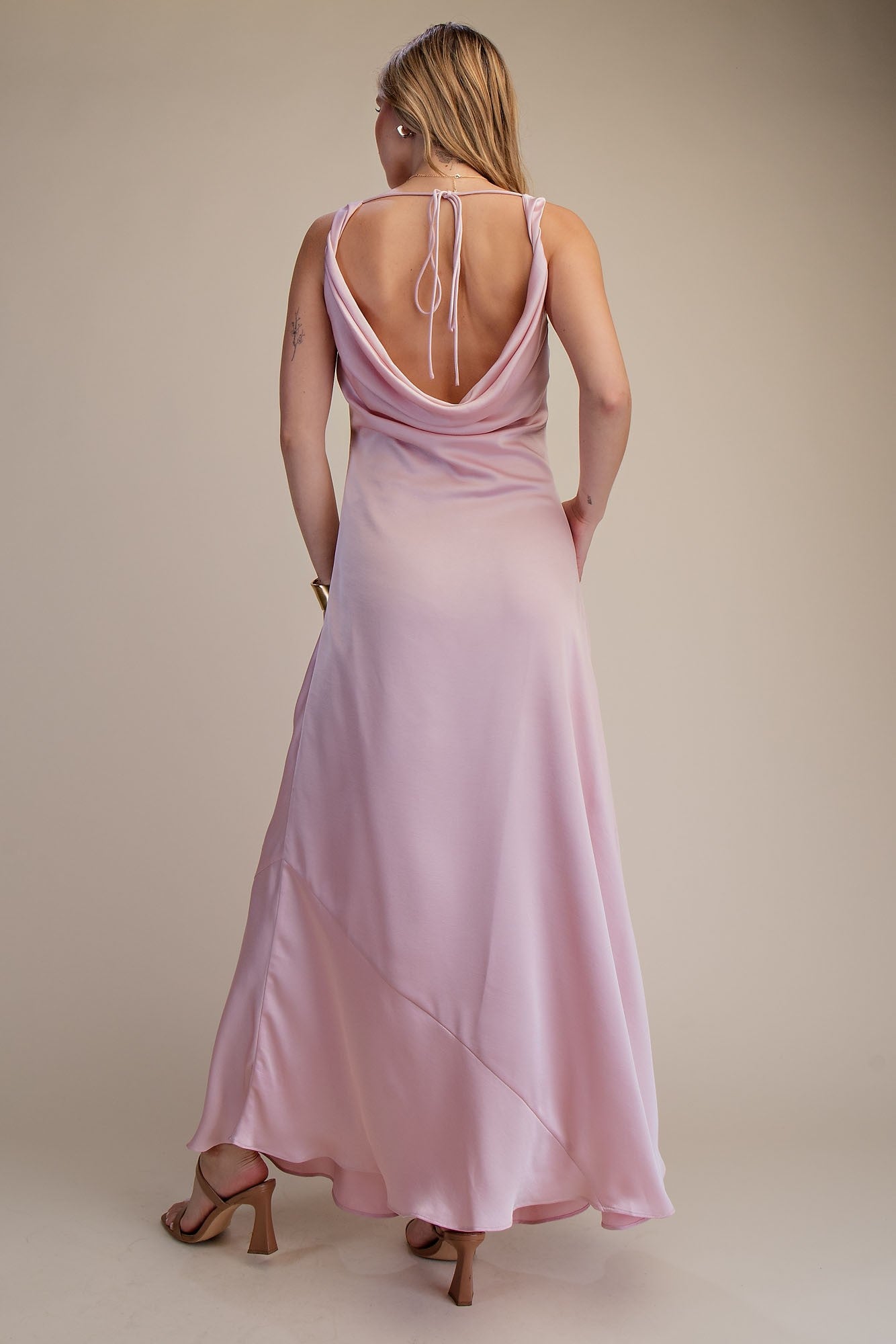 DRESS PINK