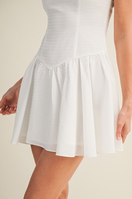 DRESS WHITE
