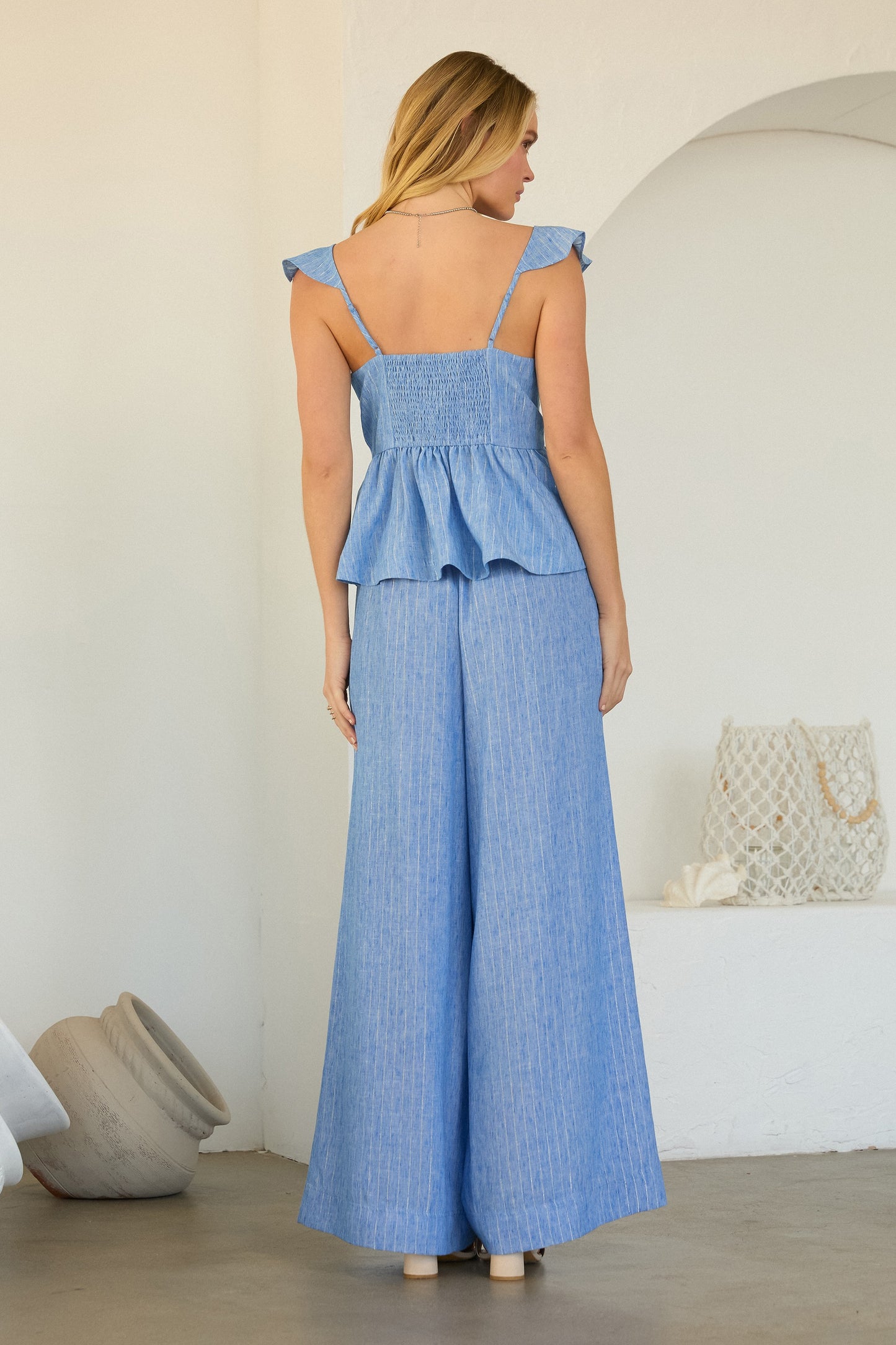 SET. TOP & PANTS