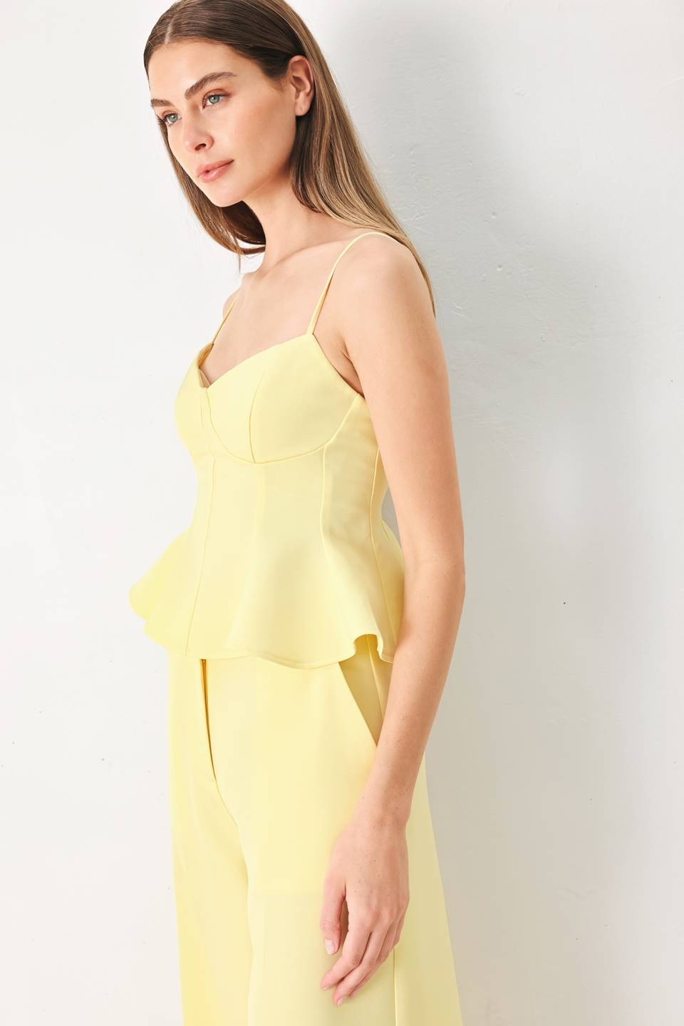 TOP YELLOW