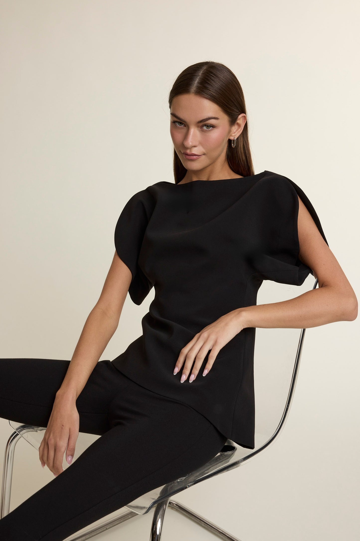 TOP BLACK