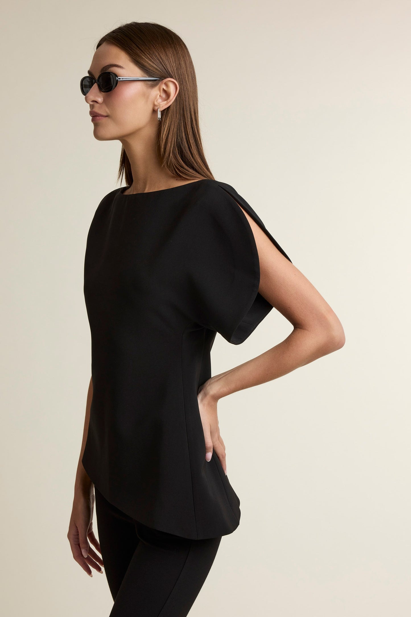 TOP BLACK