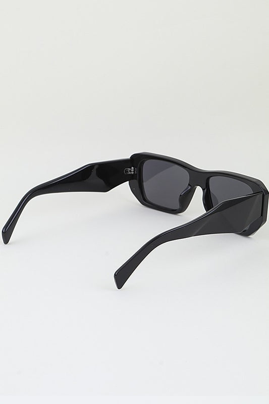 SUNGLASSES BLOCK