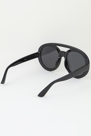 SUNGLASSES CHIC