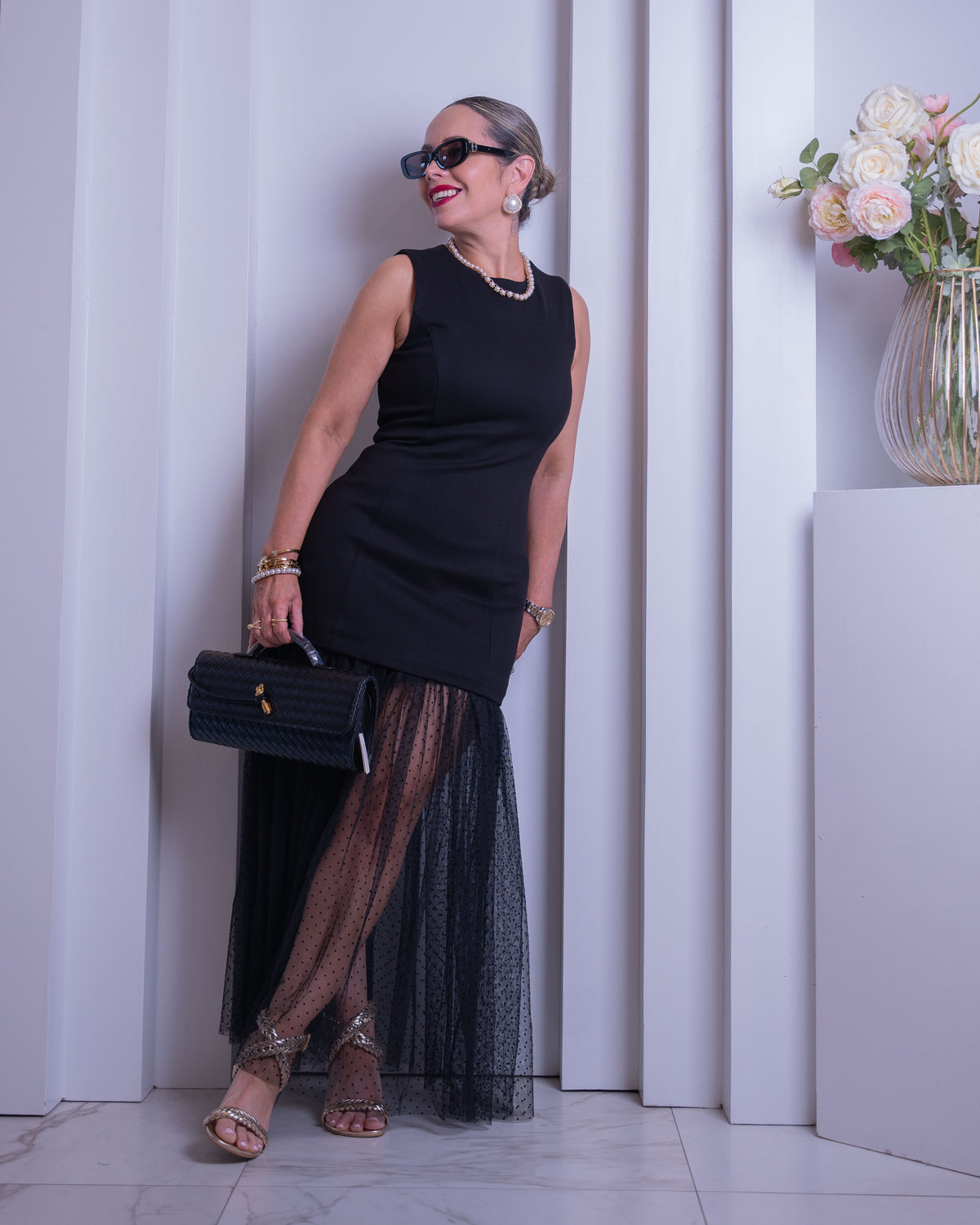 DRESS BLAC SKIRT DETAIL