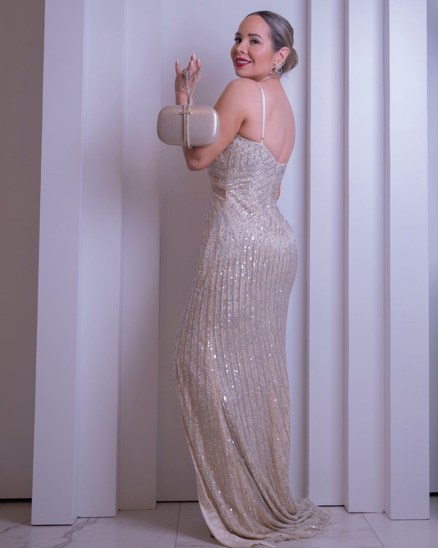 DRESS NUDE