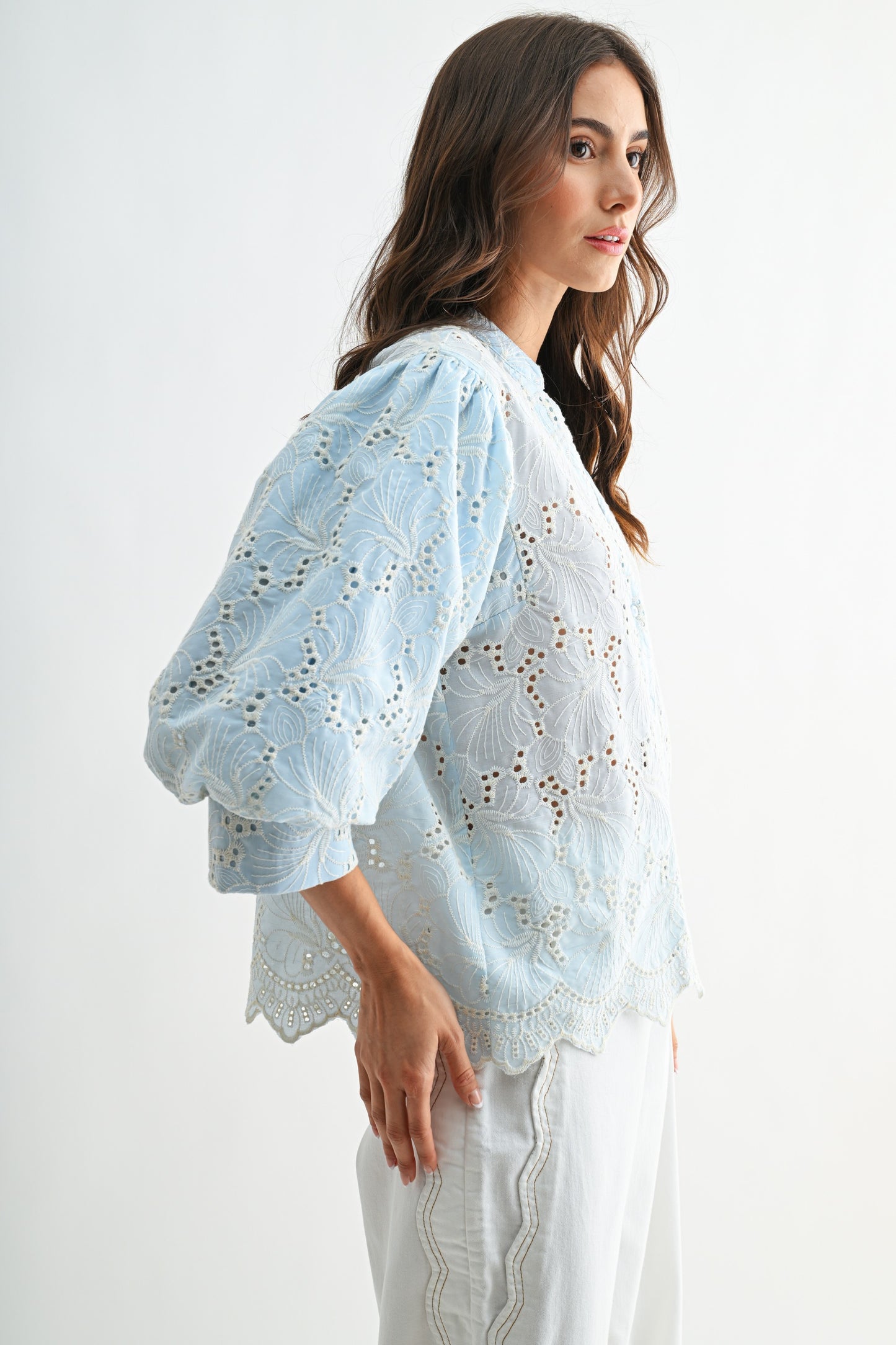 TOP EMB BLUE