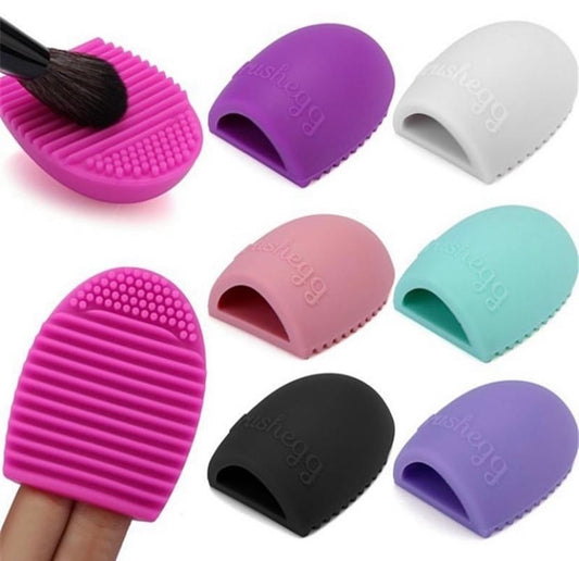 Brush cleaner