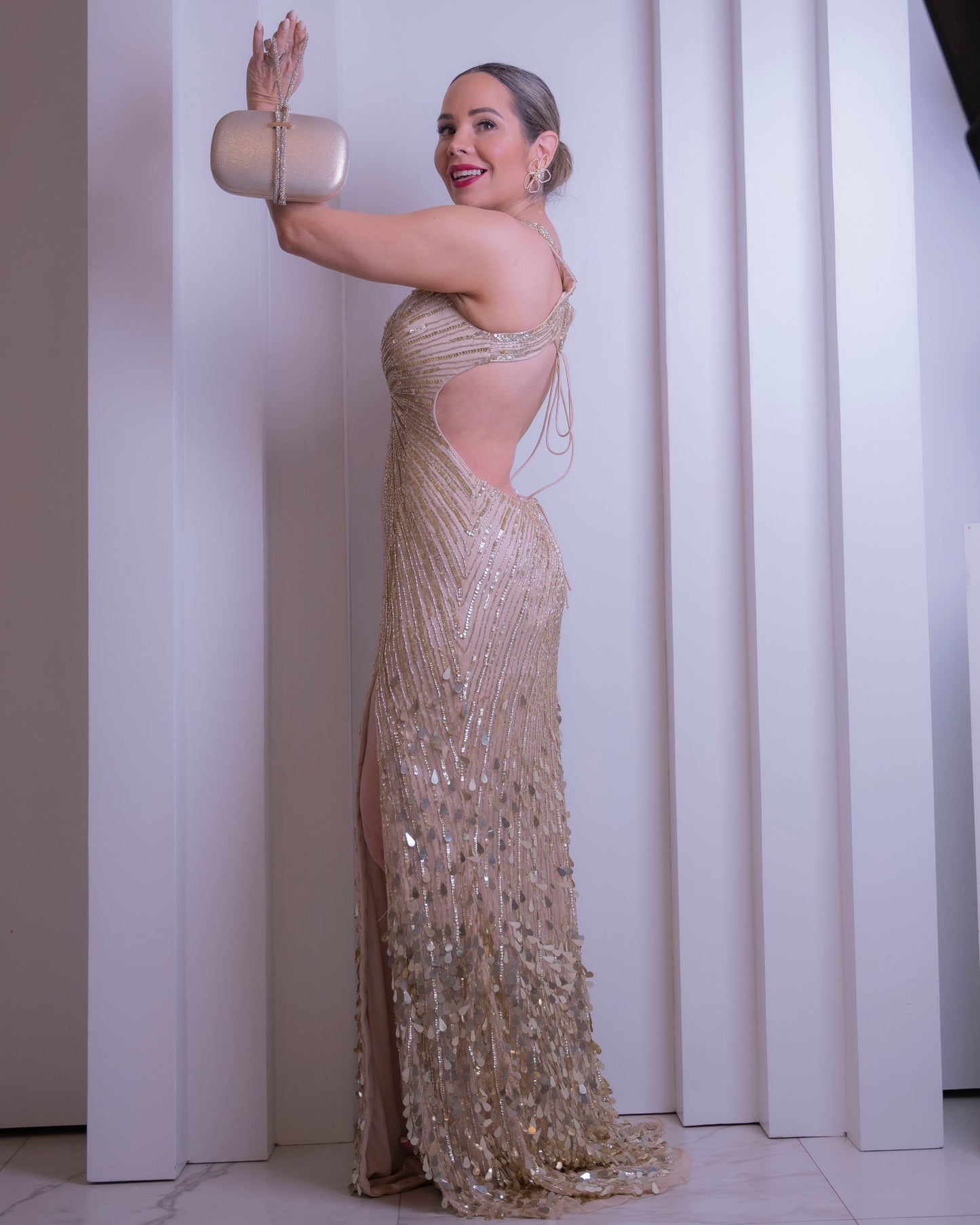 DRESS NUDE