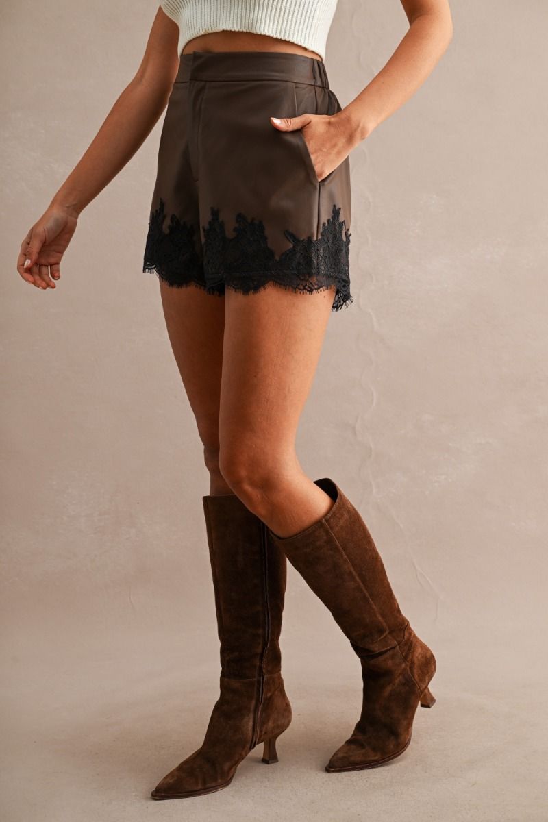 SHORTS LEAT CHOCOLATE