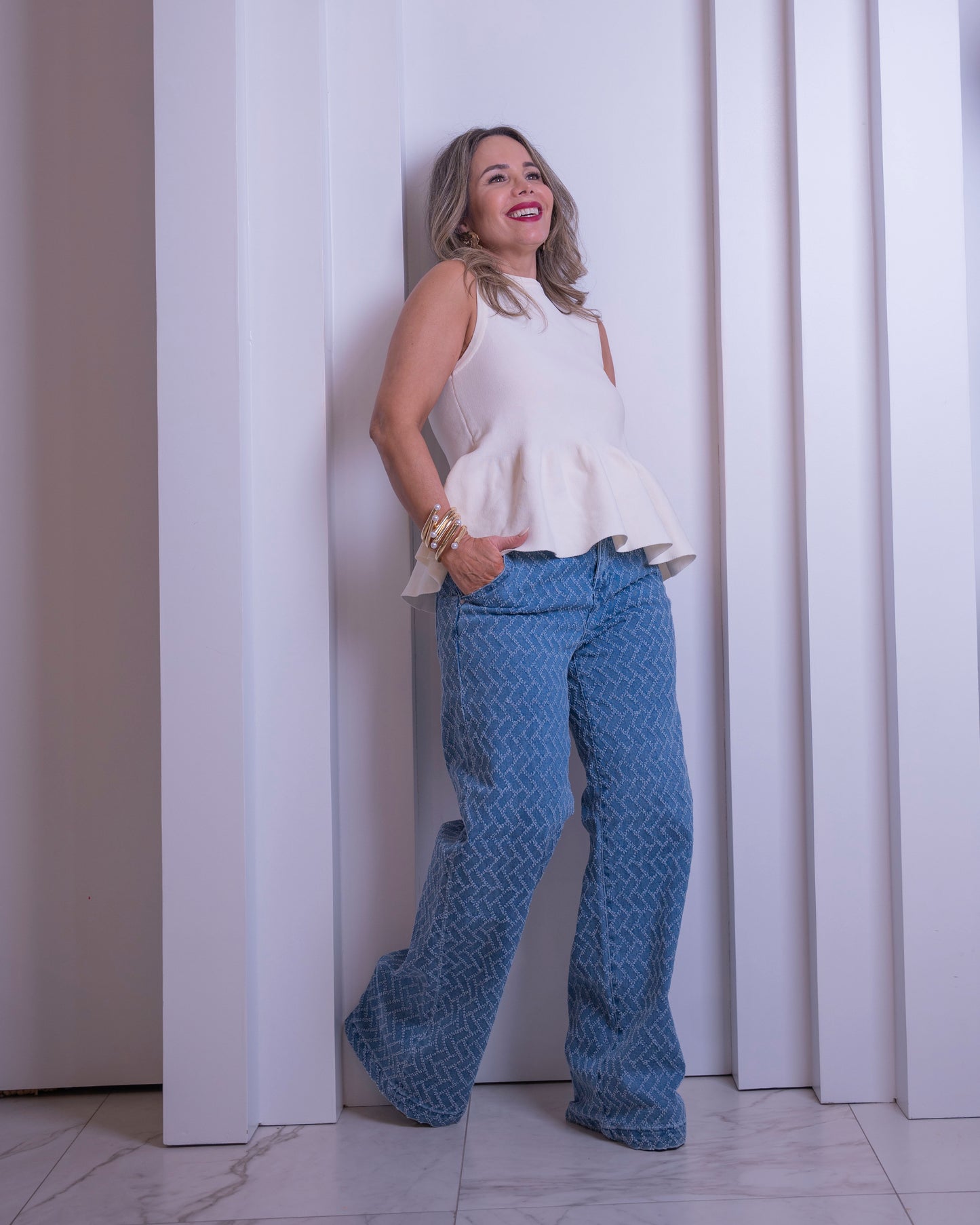 TOP IVORY