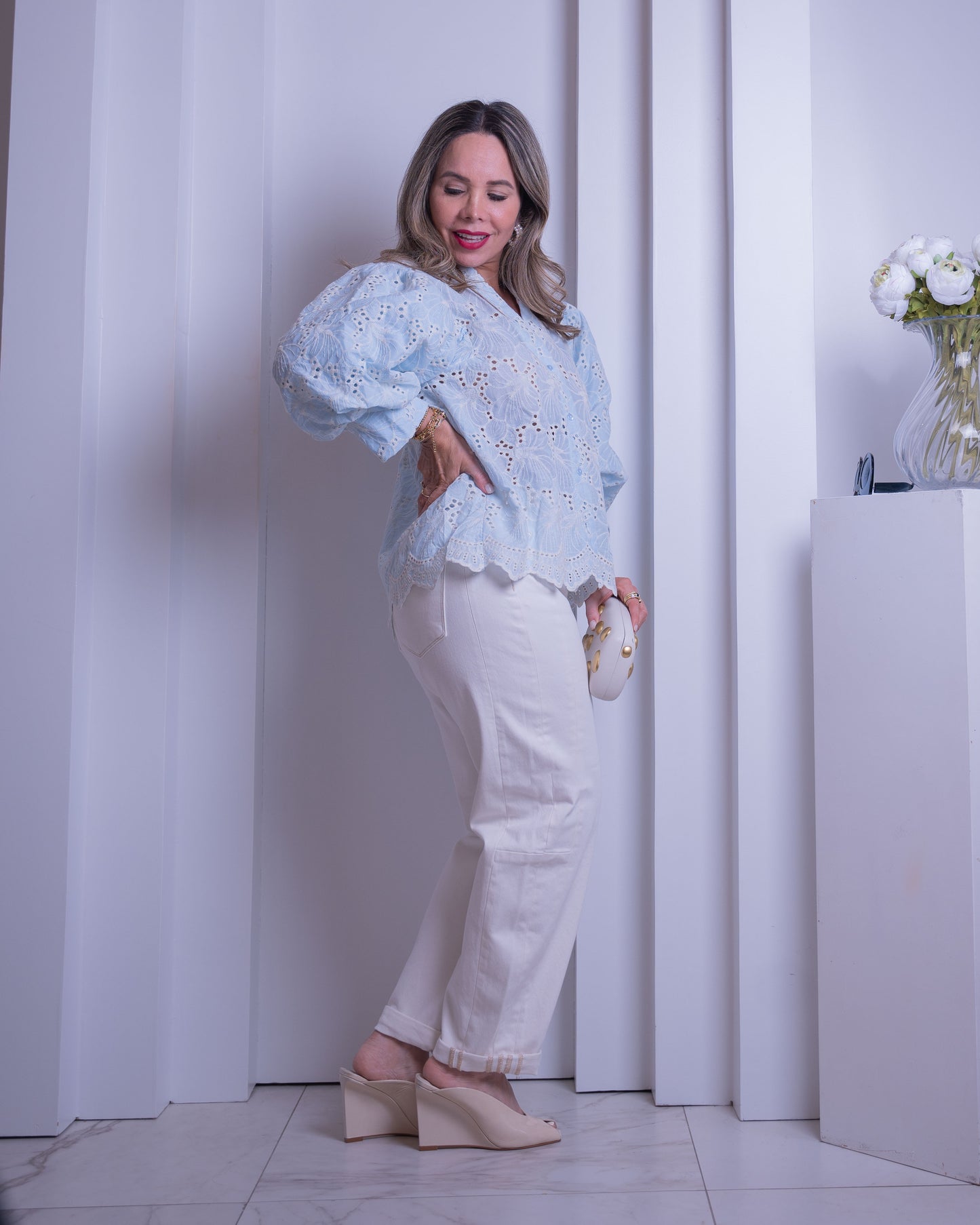 TOP EMB BLUE