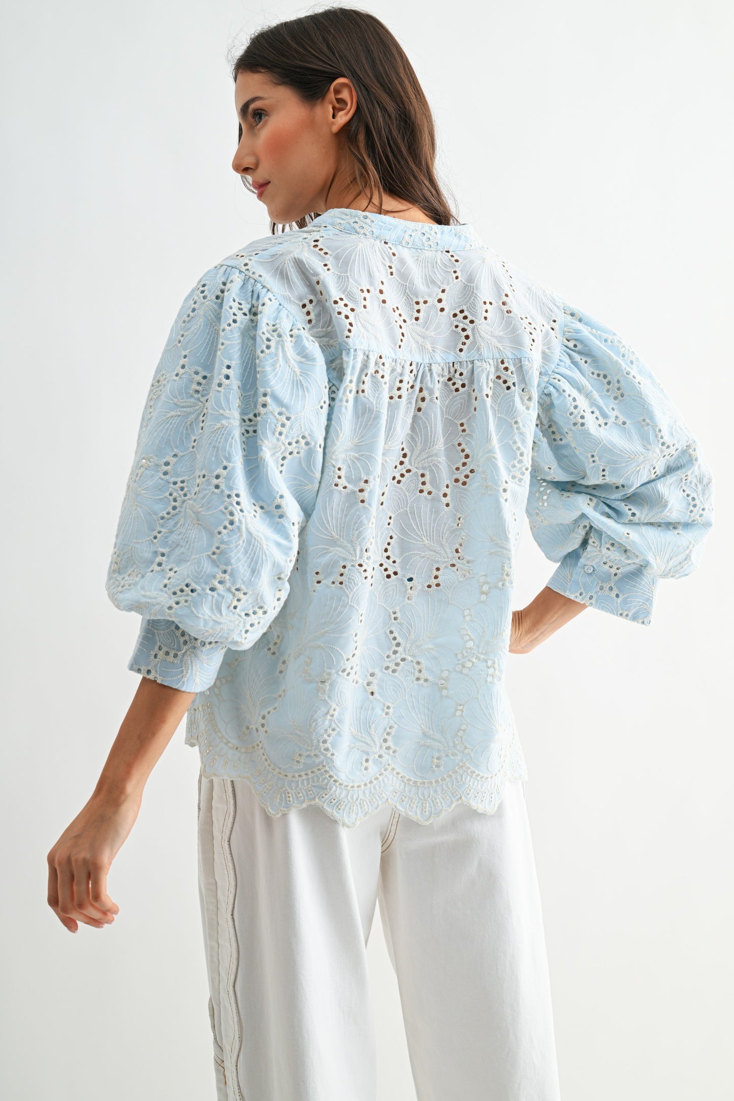 TOP EMB BLUE