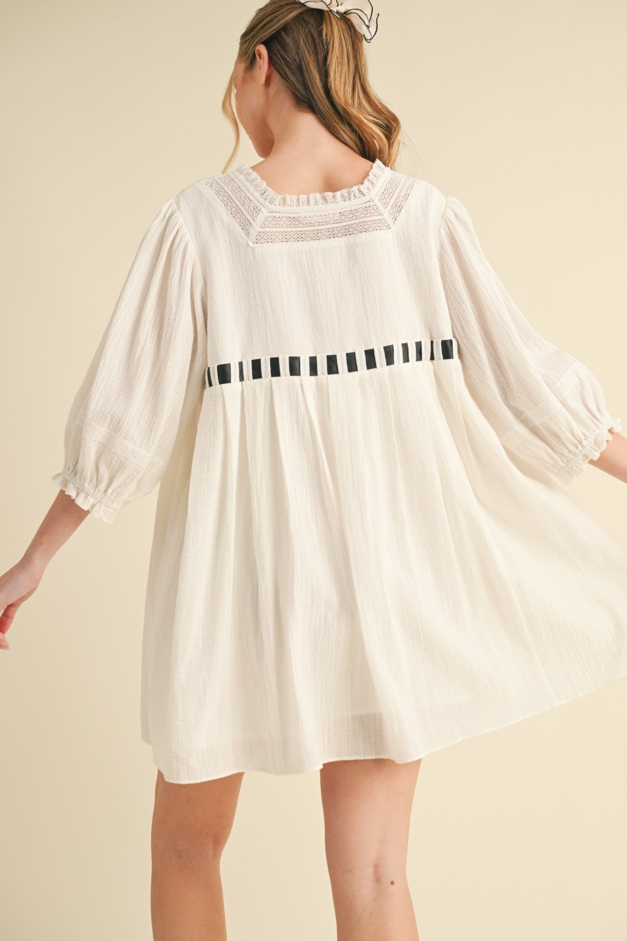 DRESS OFF WHITE