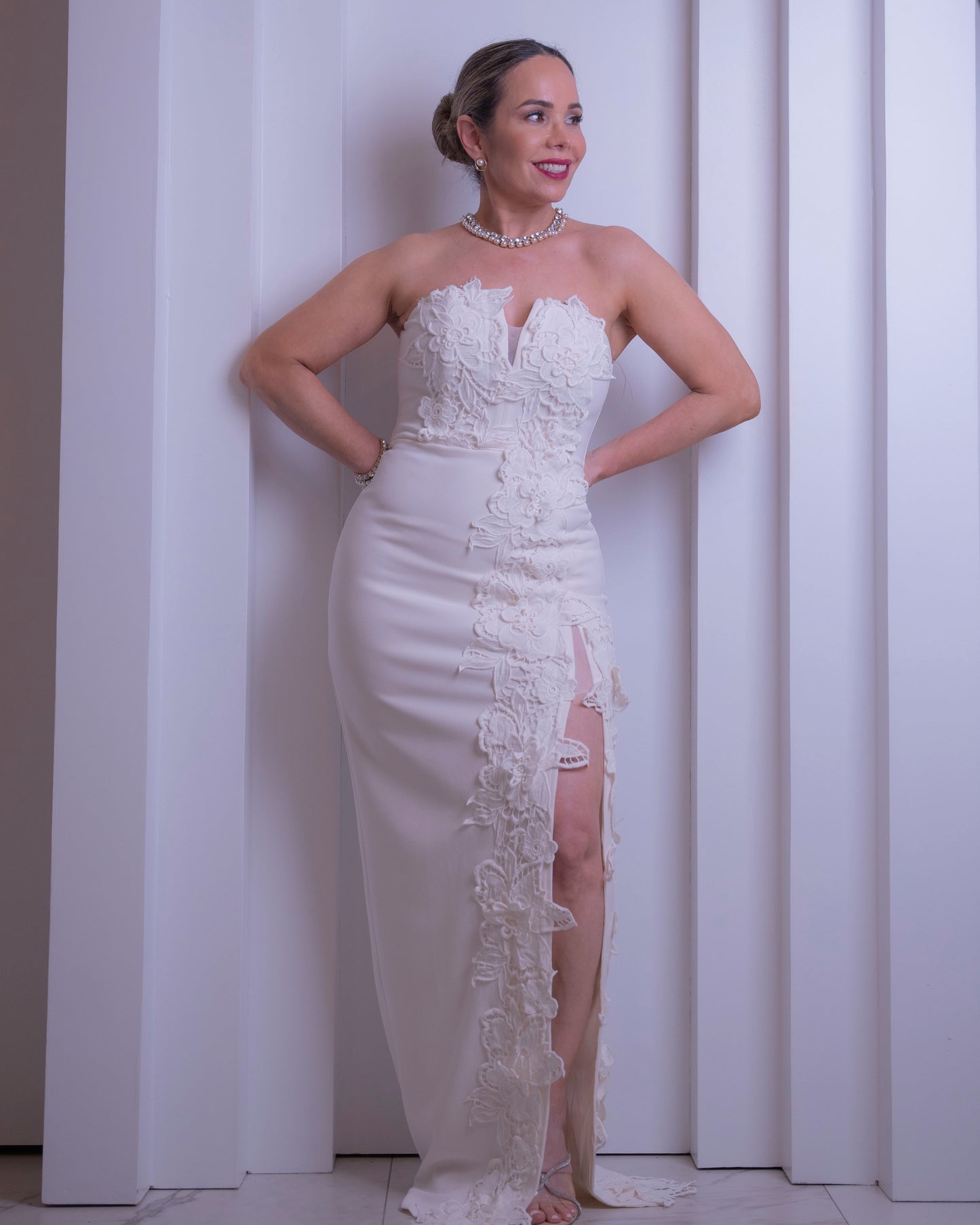 WHITE DRESS