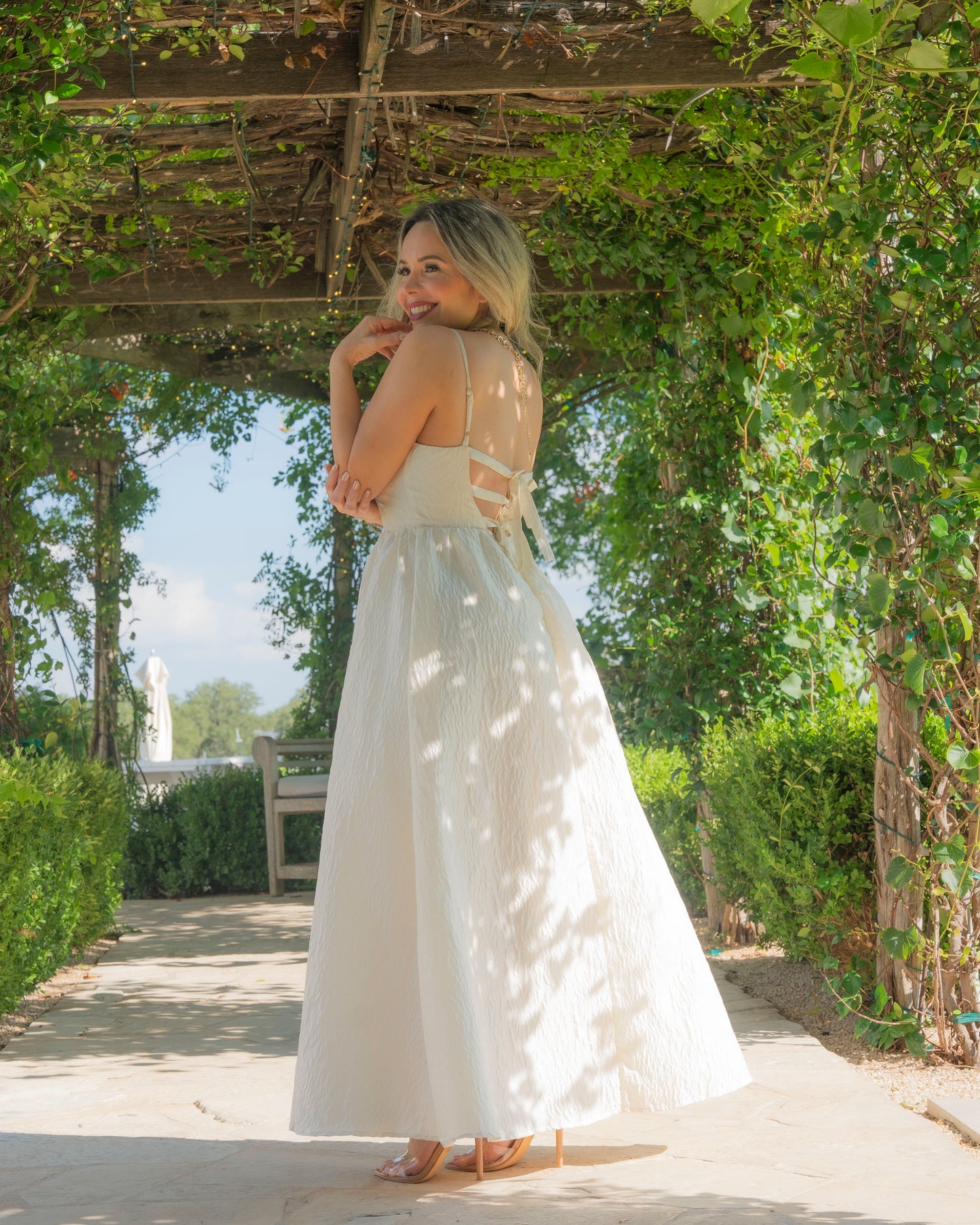 DRESS CREAM