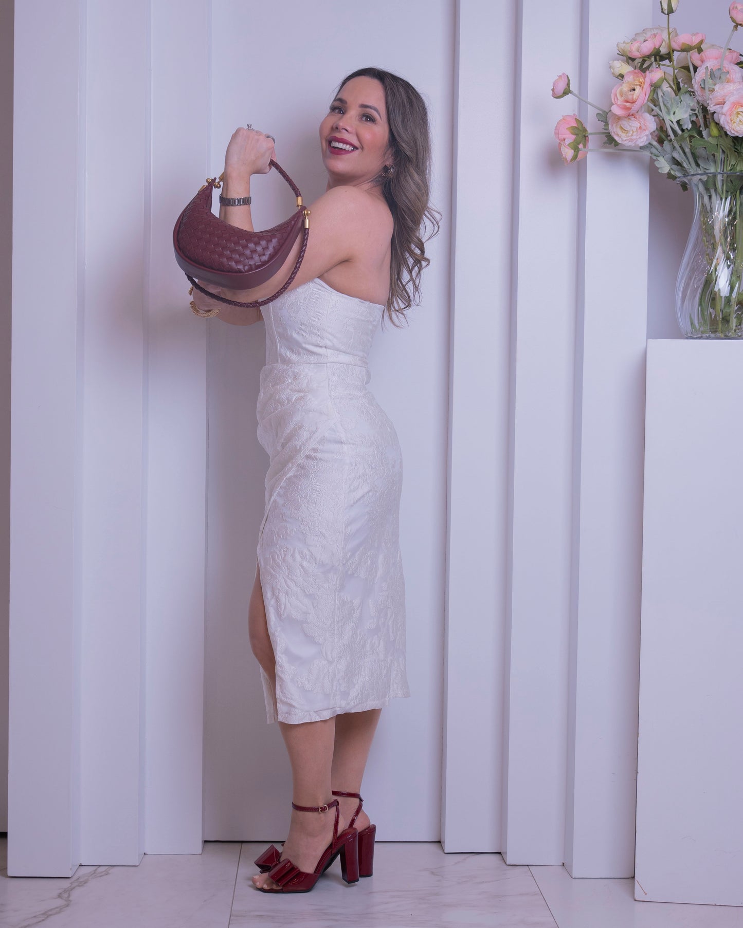 DRESS WHITE