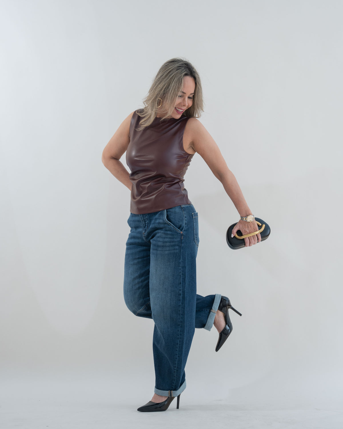 TOP FAUX LEATHER