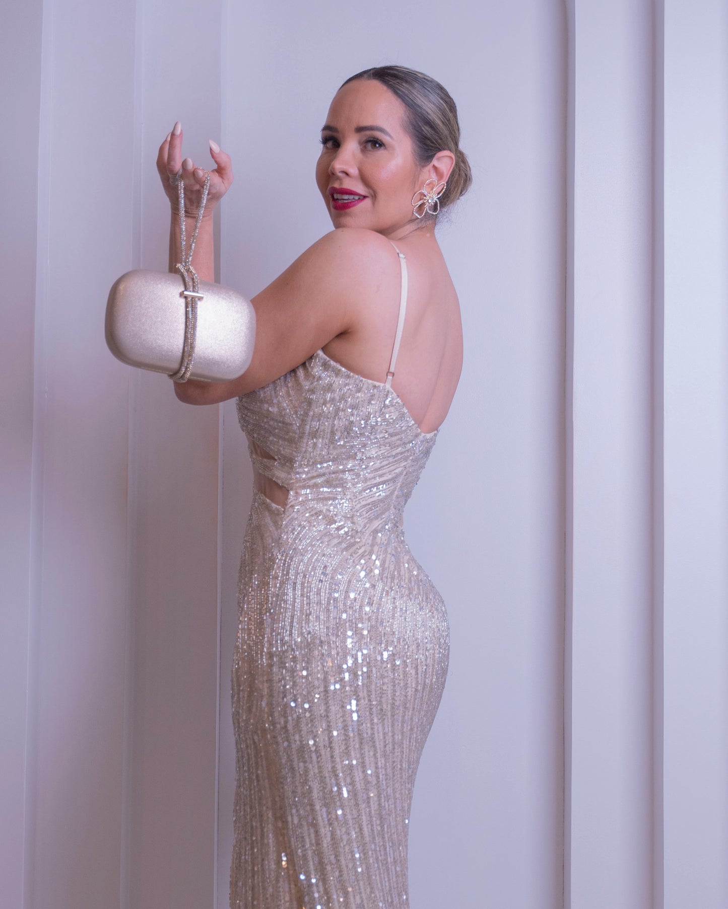 DRESS NUDE