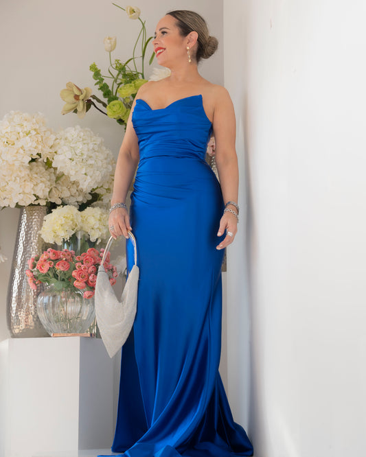 DRESS ROYAL
