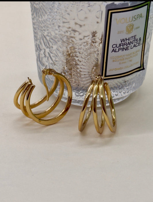 EARRING