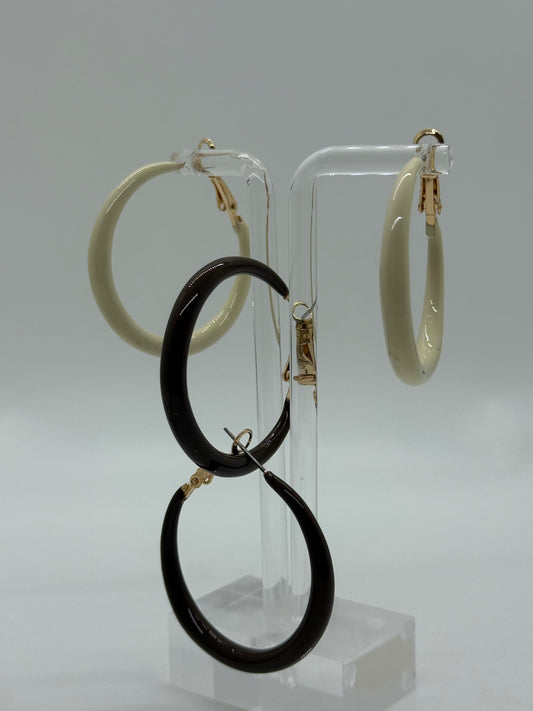 HOOP EARRING