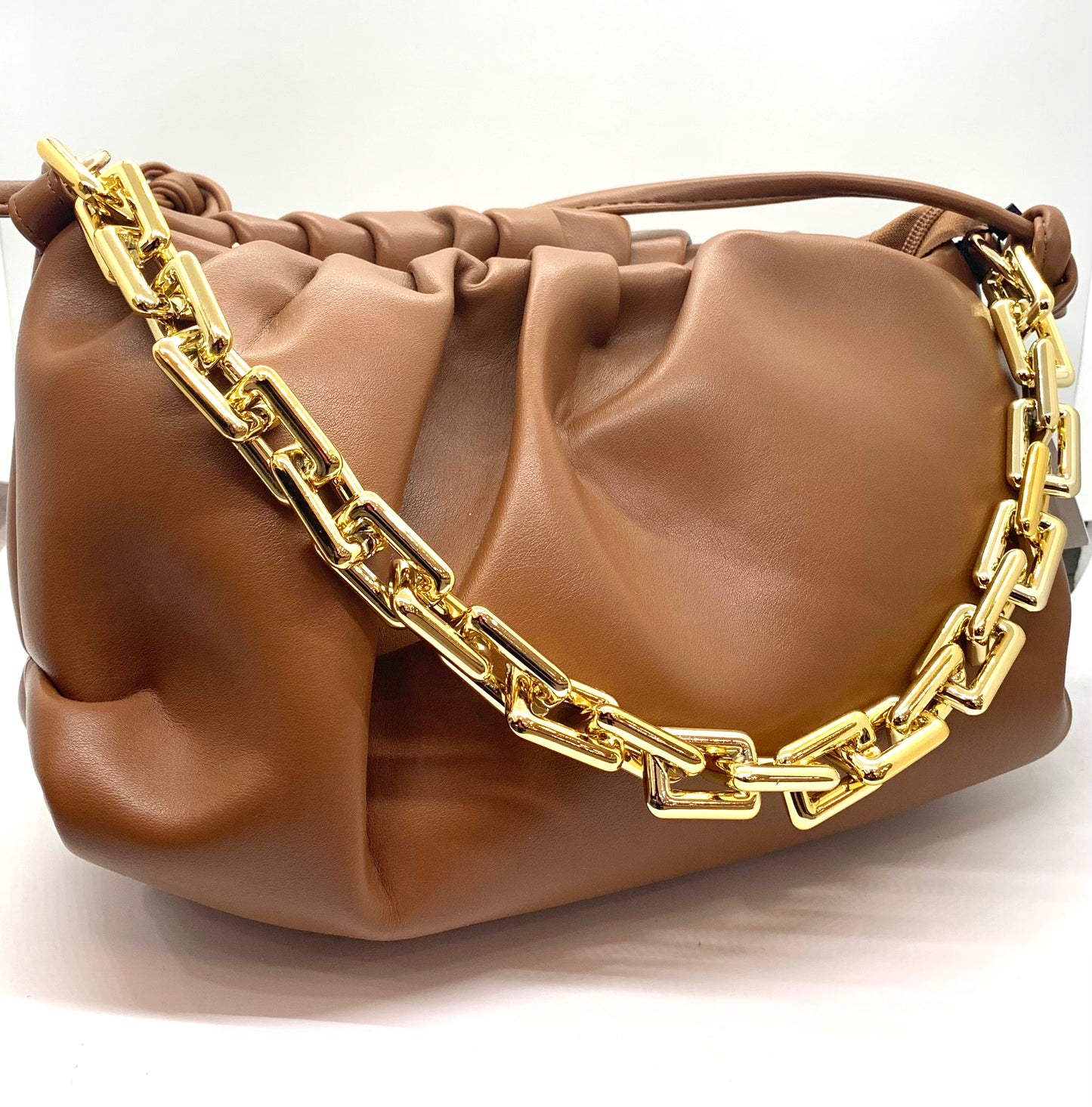 Leather thick chain handbag